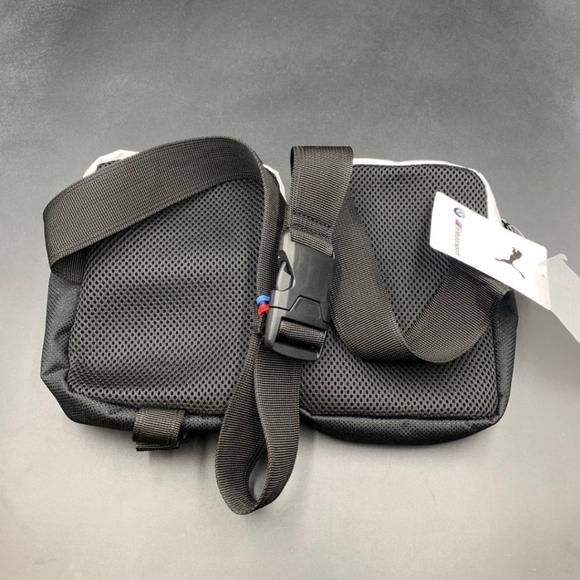 NWT Men's Puma x BMW Motorsport Double Portable Waist Bag - Picture 11 of 16